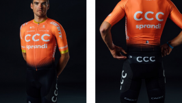 Rivedi la storia del design dell’abbigliamento da ciclismo del team CCC