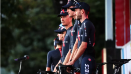 Vuelta a España: triumvirato di Ineos intatto nonostante la perdita di tempo di Adam Yates