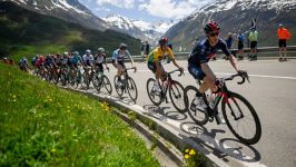 Niente selfie, niente autografi: il Tour de France applica rigidi protocolli Covid-19