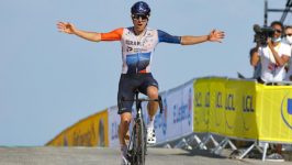 «Un sogno che si avvera»: Michael Woods vince la storica tappa del Tour de France