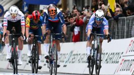 “Tutte le opzioni sono aperte”: Jasper Philipson, rilasciato dal contratto, dà il via alla caccia della squadra di casa per il titolo sprint del Tour de France